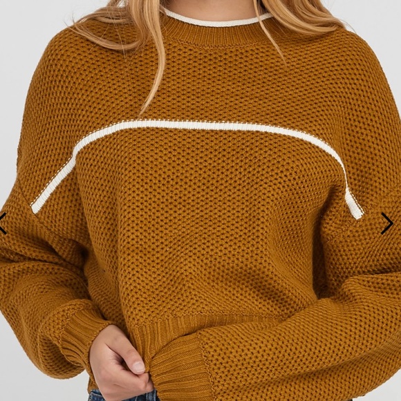 RVCA Sweaters - ♥️Host Pick♥️ RVCA mustard crop sweater